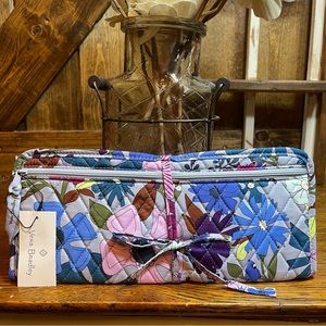 Vera Bradley Bengal Lily Curling & Flat Iron Cover in Signature Cottom NWT New